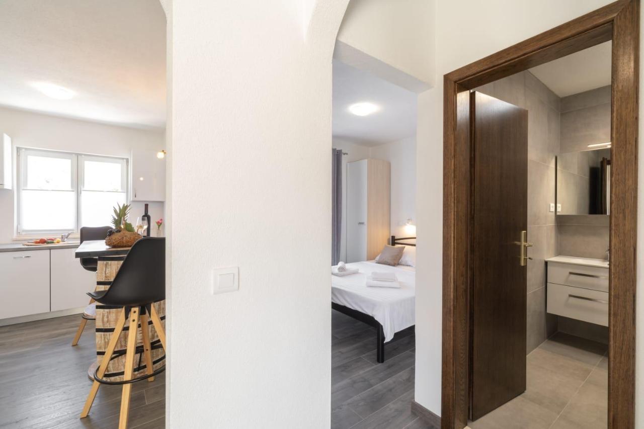 Maloa One Bedroom Apartment Smokvica  Esterno foto